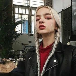 Meet your Posher, Dorothy